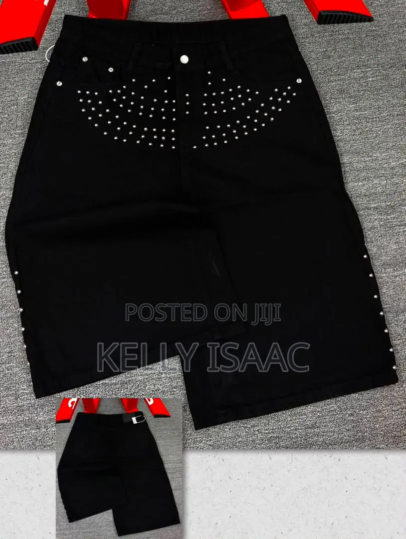 Available Triquatra Short Activated