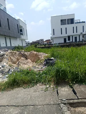 800sqm of Land,fenced Round in a Secured Neighborhood
