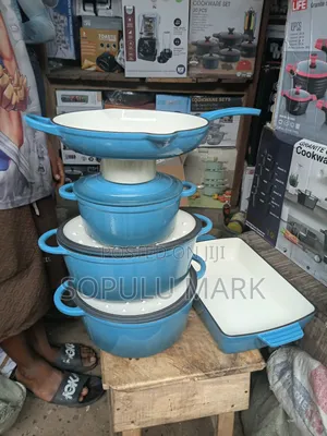 Iron Cast Set of Cookware