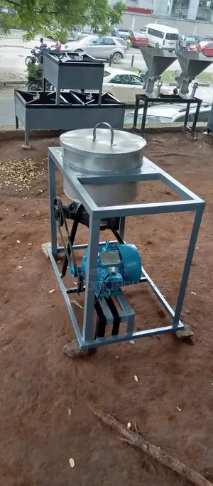 Fufu/Yam Pounder Machine