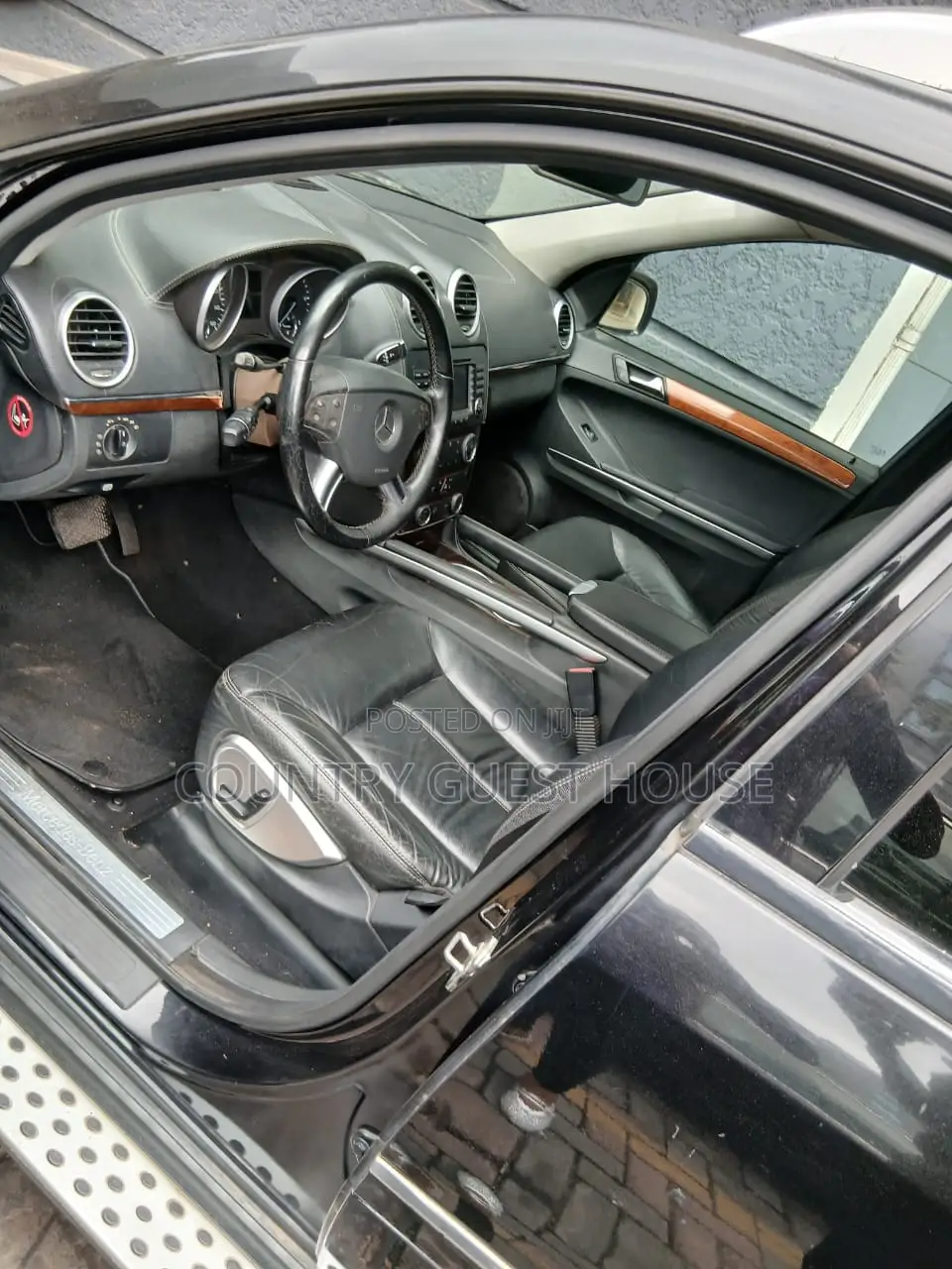 Mercedes-Benz C320 2005 Black