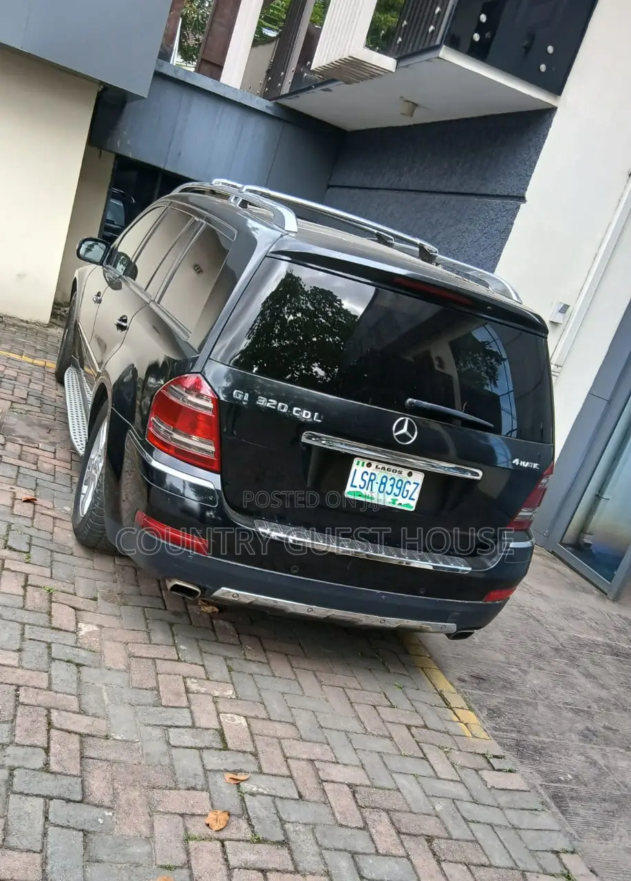 Mercedes-Benz C320 2005 Black