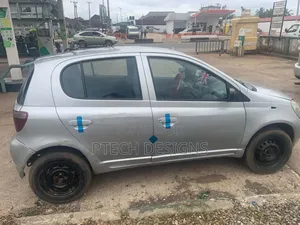 Toyota Yaris 2004 Silver