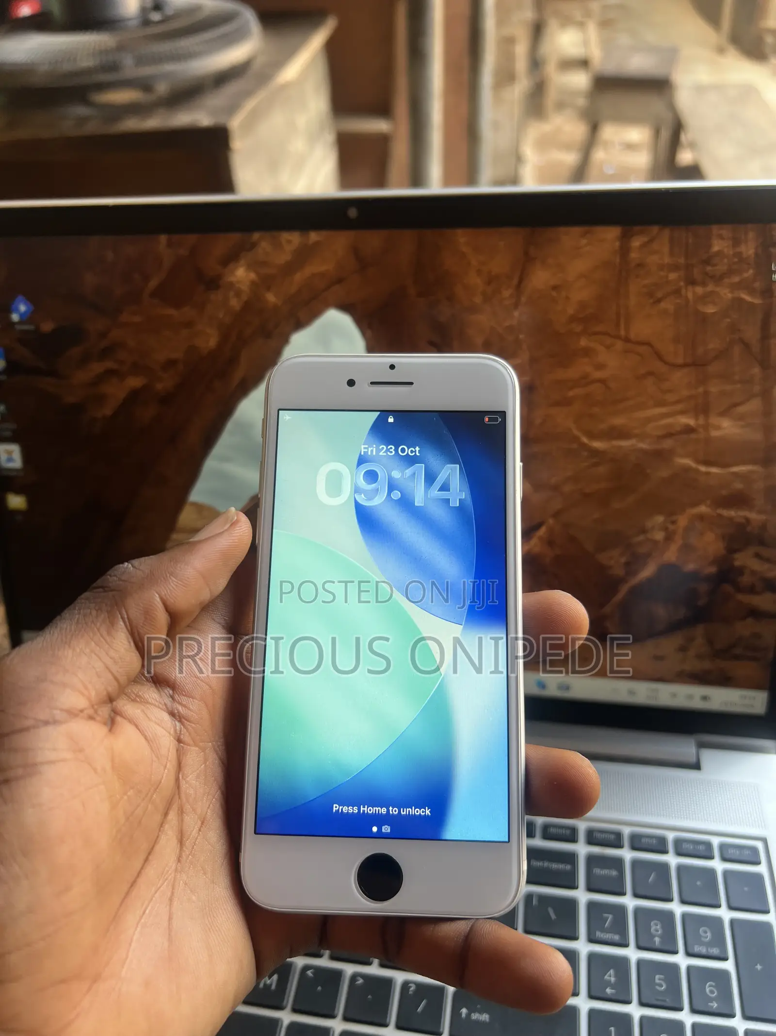 Apple iPhone SE (2020) 64 GB White