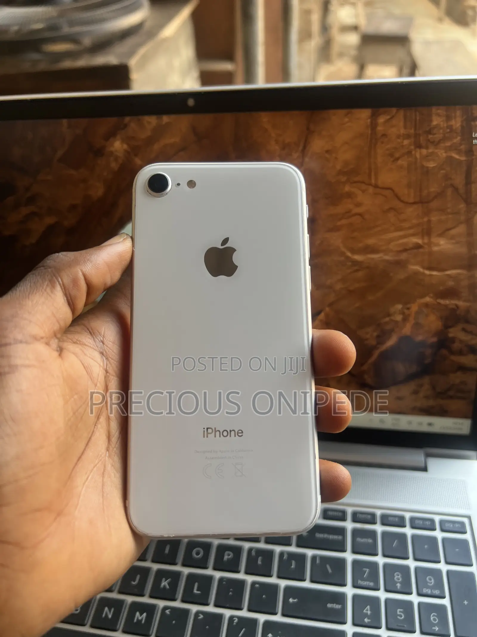 Apple iPhone SE (2020) 64 GB White