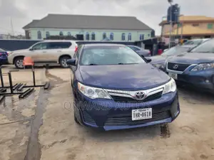 Toyota Camry 2012 Gray
