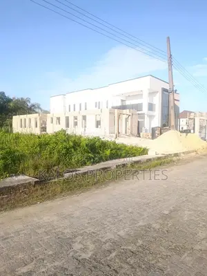 For Sale 300sqm in Amity Estate Abijo