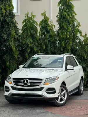 Mercedes-Benz GLE-Class 2017 White
