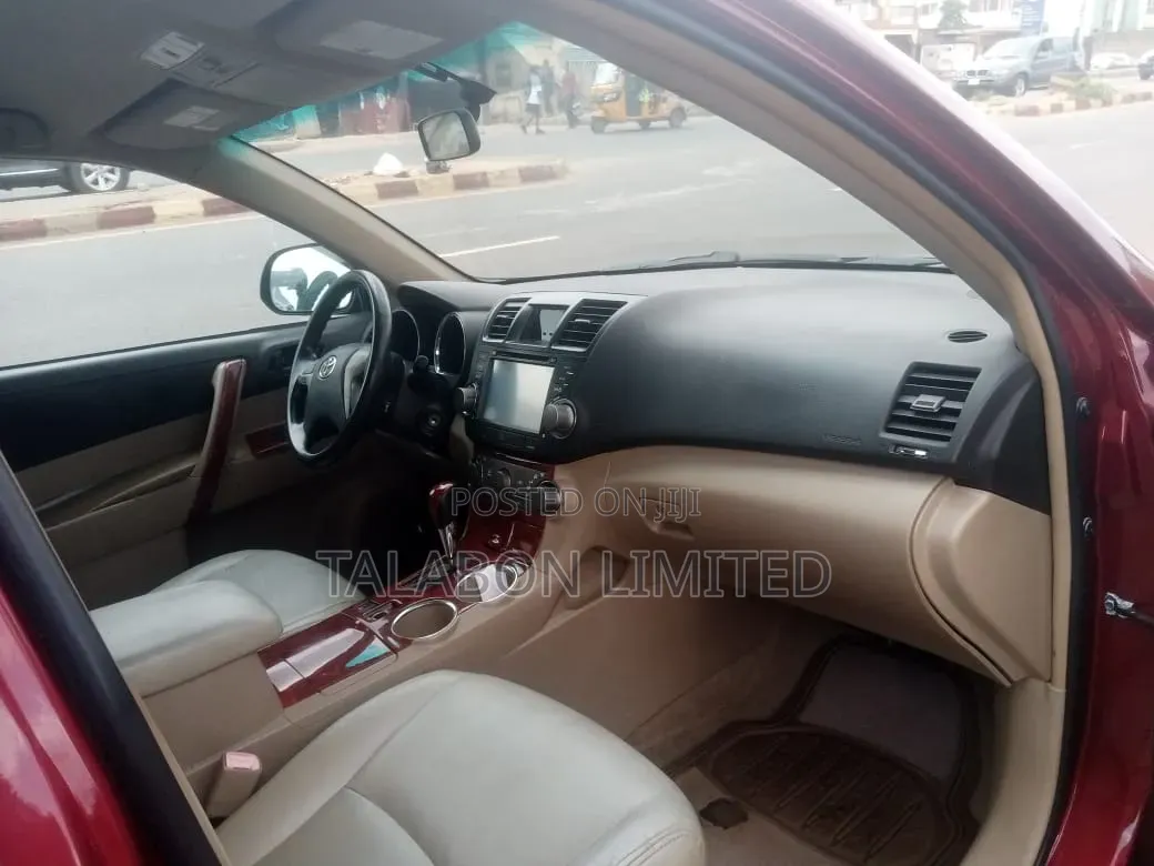 Toyota Highlander 4x4 2008 Red