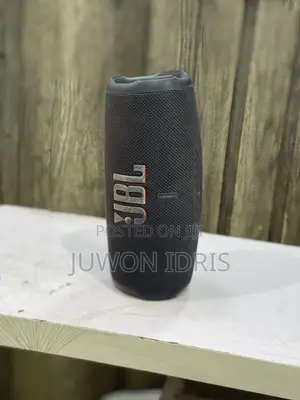 JBL Charge 5