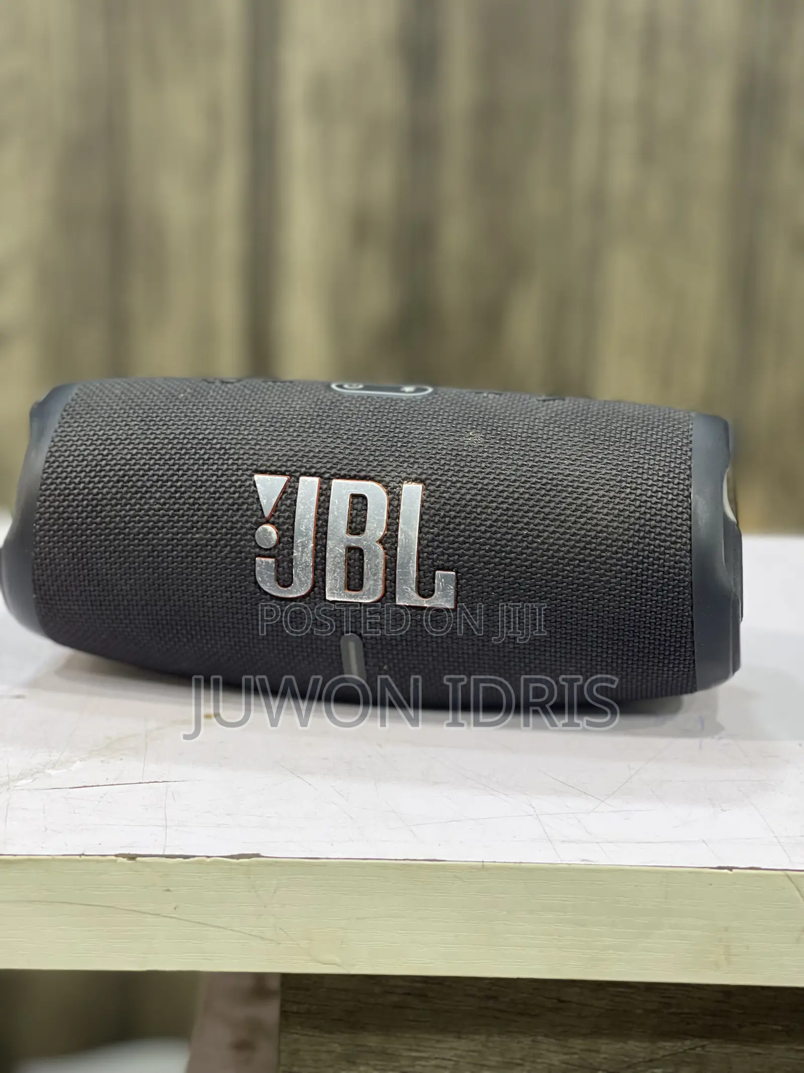 JBL Charge 5