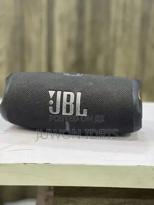 JBL Charge 5