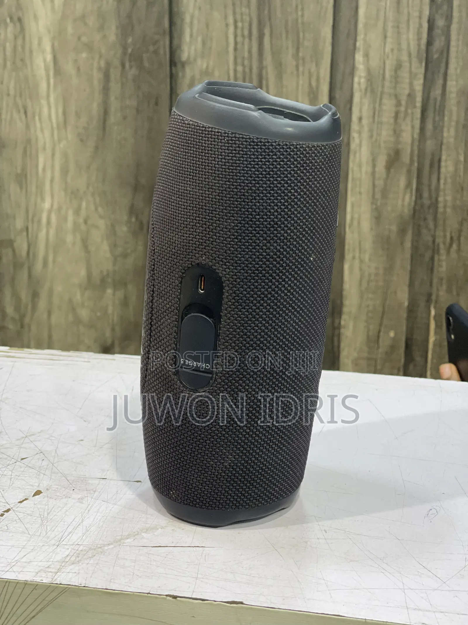 JBL Charge 5