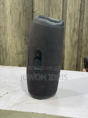 JBL Charge 5