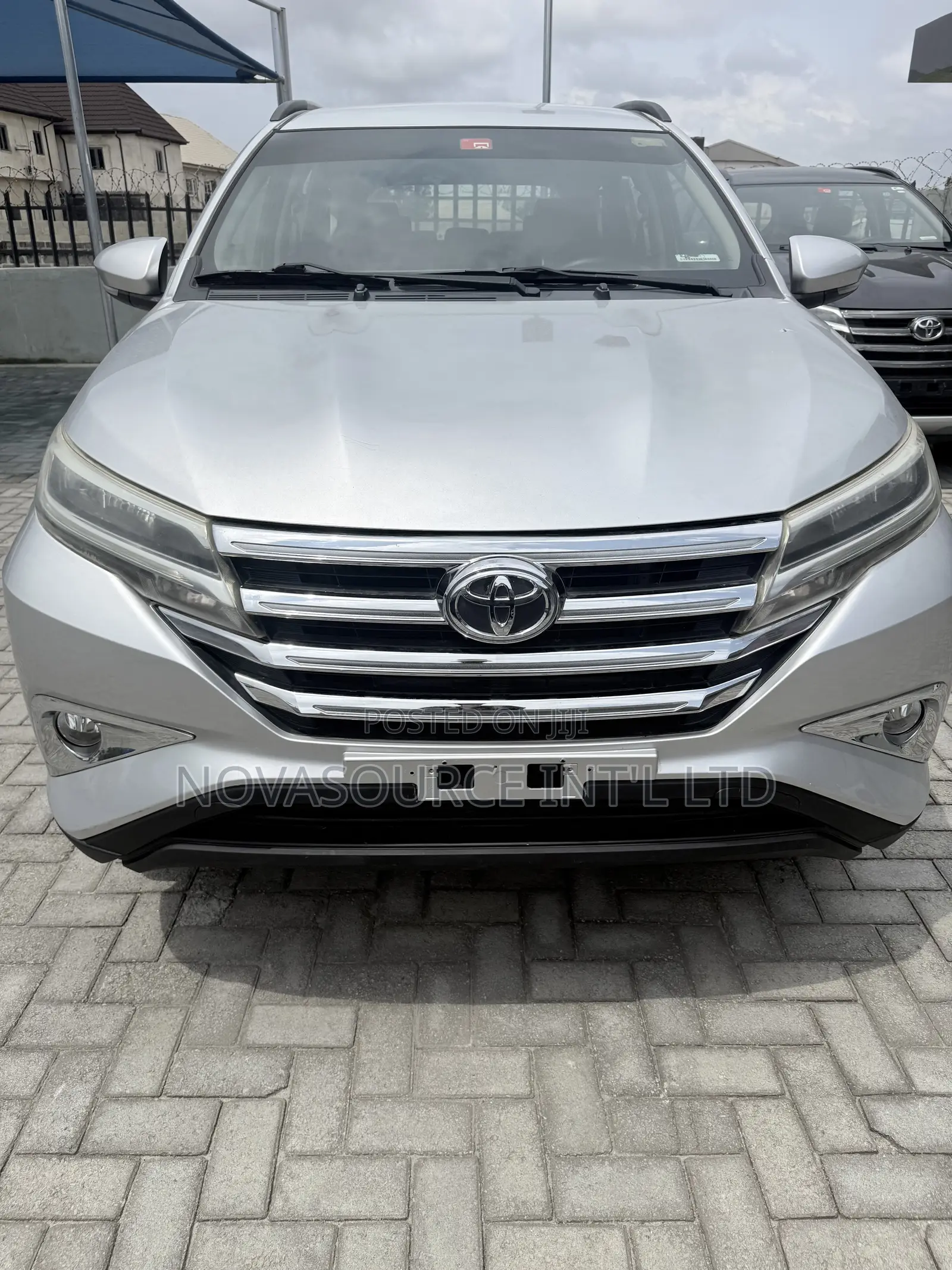 Toyota Rush 2019 Silver