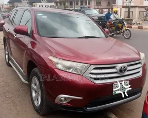 Toyota Highlander 4x4 2008 Red