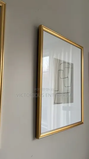 Luxury Photo Frames for Elegant Homes and Offices