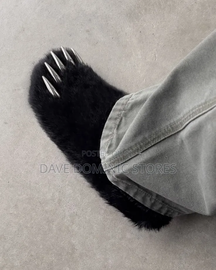 Original Bravest Studios Monster Claw (Bear Claw)