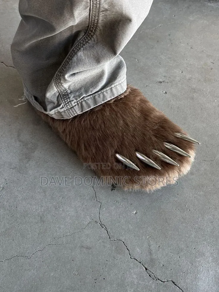 Original Bravest Studios Monster Claw (Bear Claw)