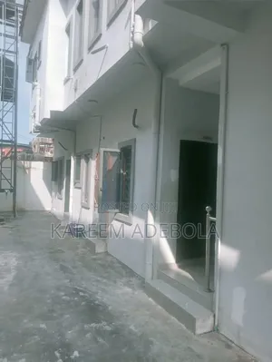 2bdrm Block of Flats in Magodo for rent
