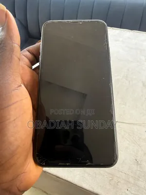 Apple iPhone 11 Pro Max 64 GB