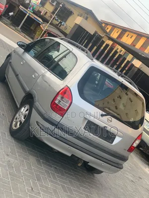 Opel Zafira 2.2 2005 Silver