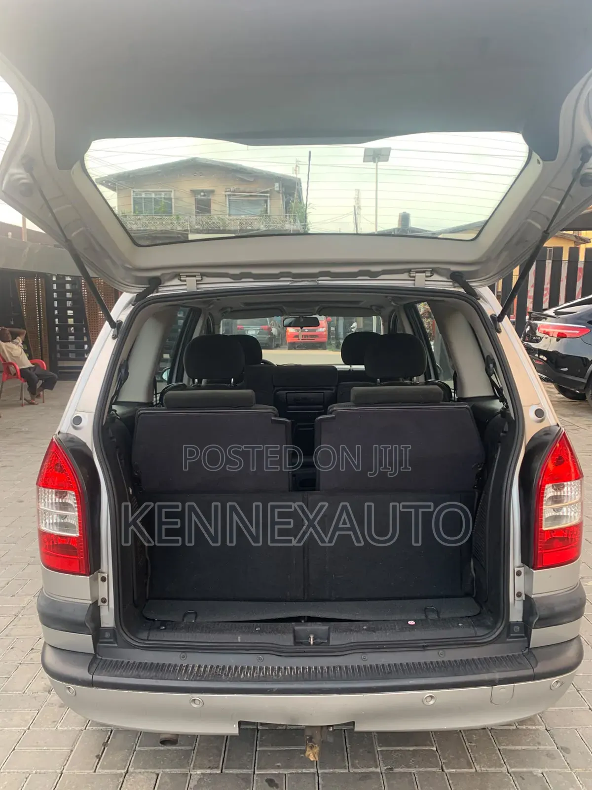 Opel Zafira 2.2 2005 Silver
