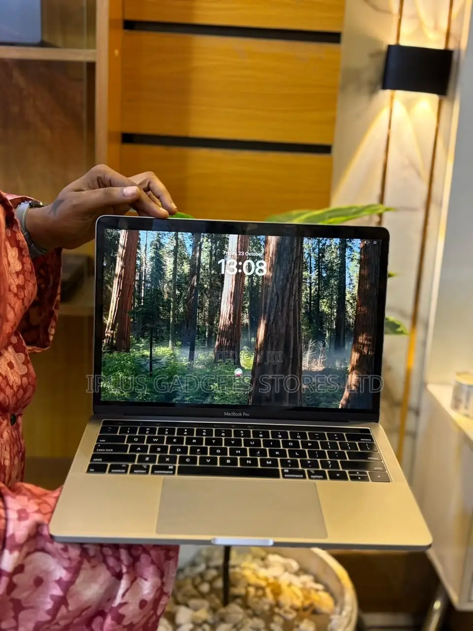 Laptop Apple MacBook Pro 2019 16GB Intel Core i5 SSD 256GB