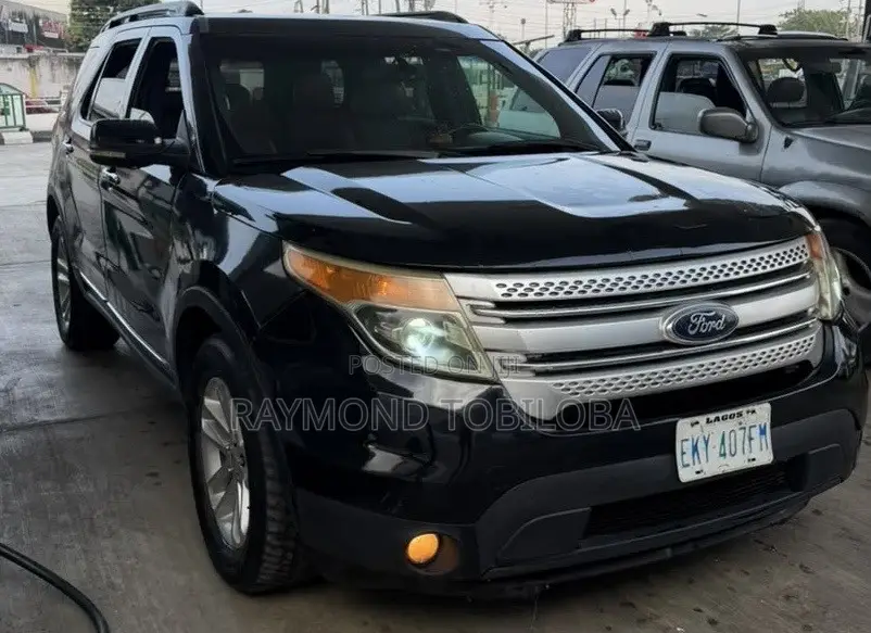 Ford Explorer 2012 Black
