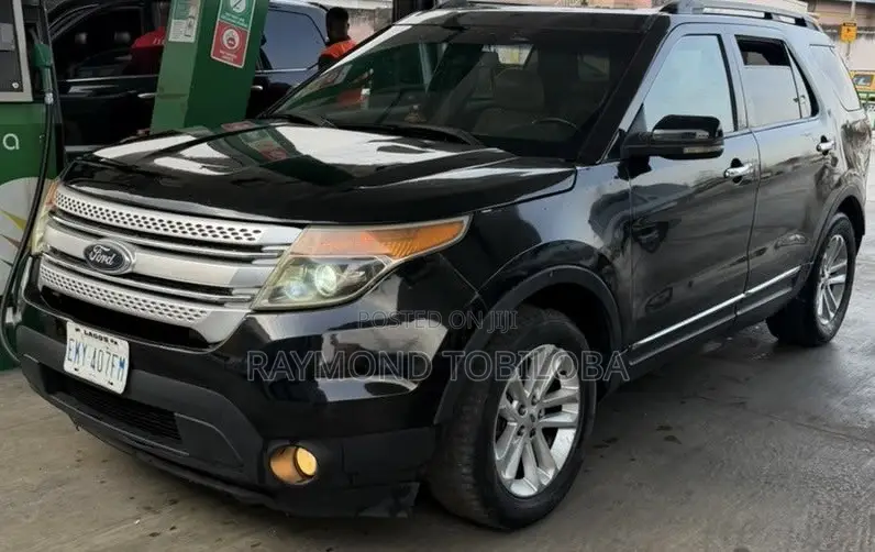 Ford Explorer 2012 Black