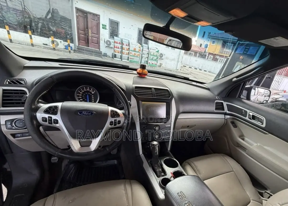 Ford Explorer 2012 Black