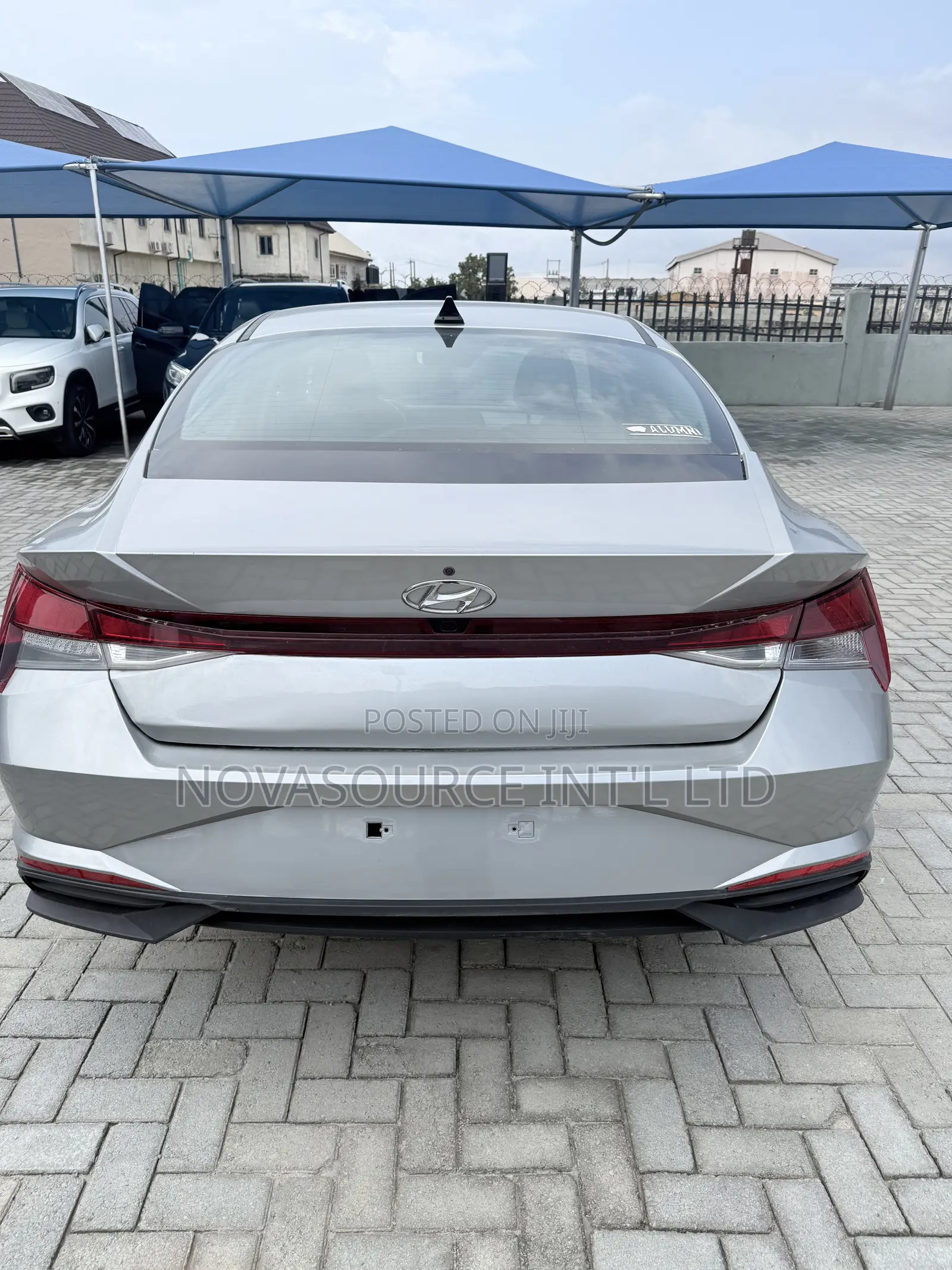 Hyundai Elantra 2022 Silver