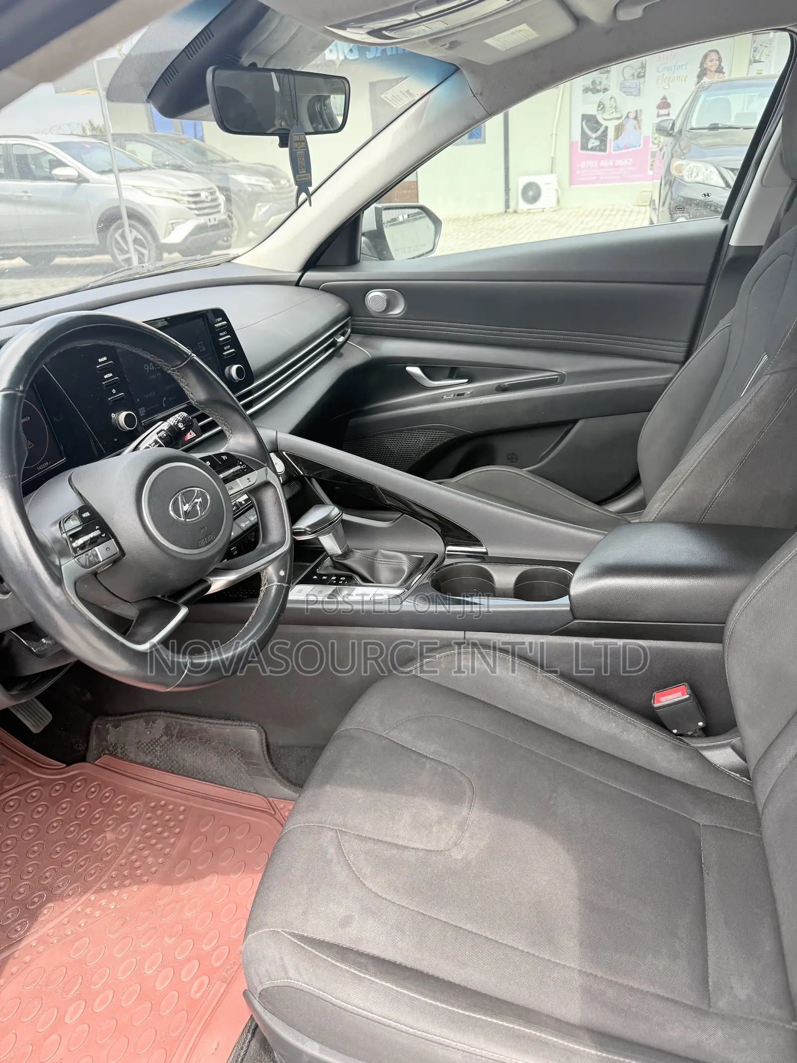 Hyundai Elantra 2022 Silver