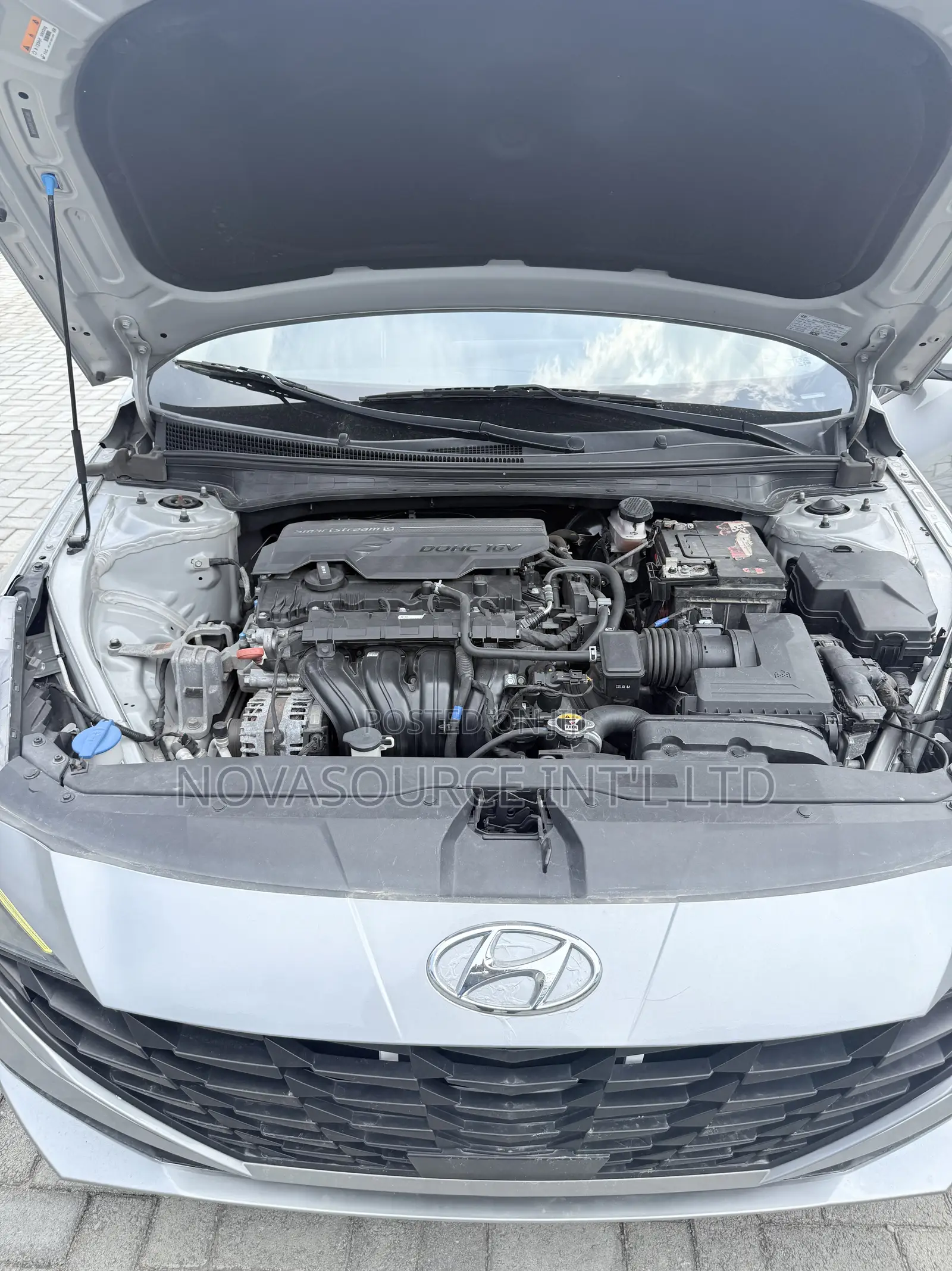 Hyundai Elantra 2022 Silver