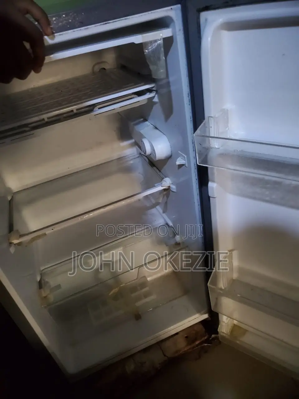 Refrigerator