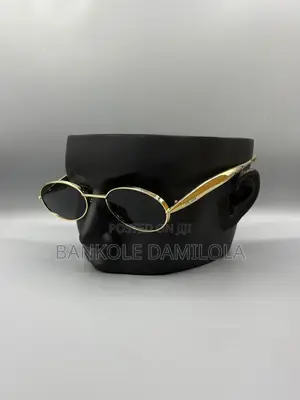 Prada Glass