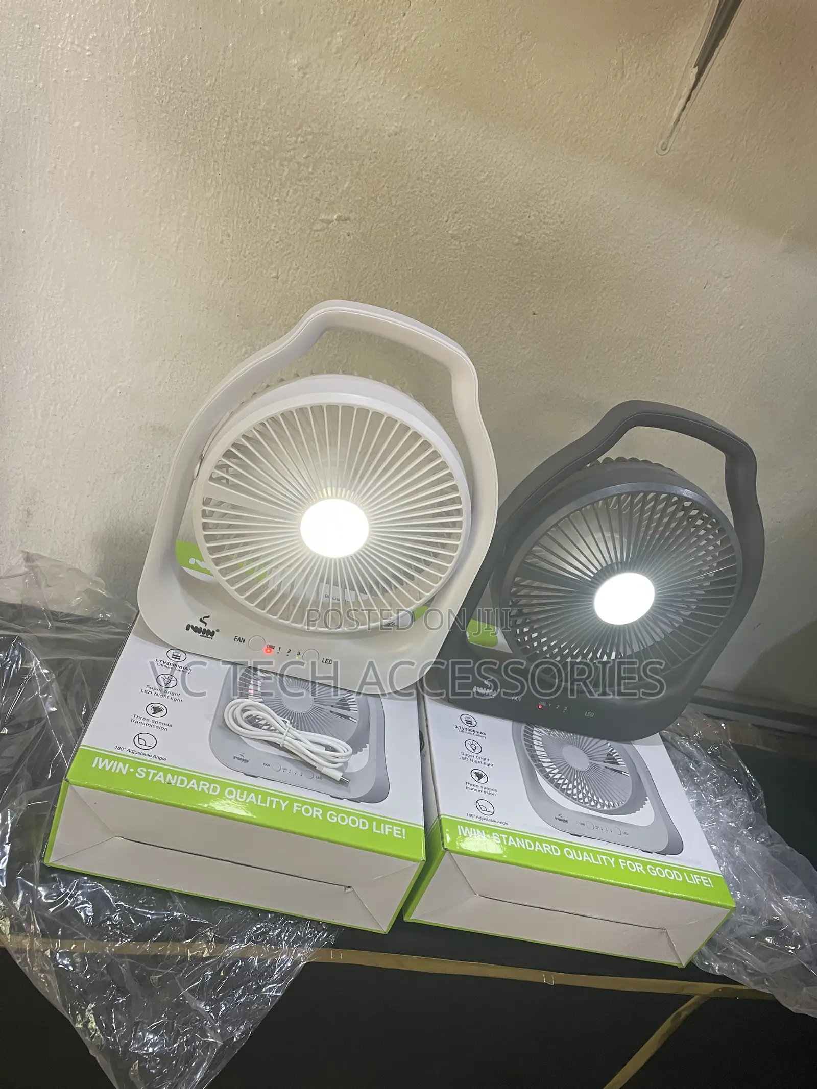 Iwin Desktop Rechargeable Fan