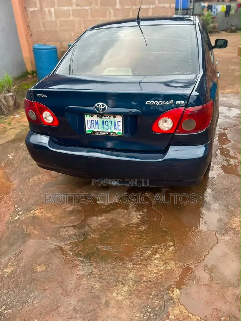 Toyota Corolla 2004 Blue