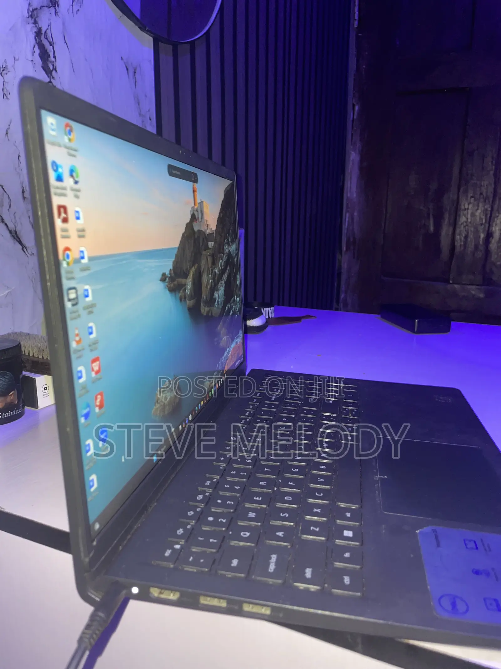 Laptop Dell Inspiron 15 3520 8GB Intel Core i3 SSD 512GB