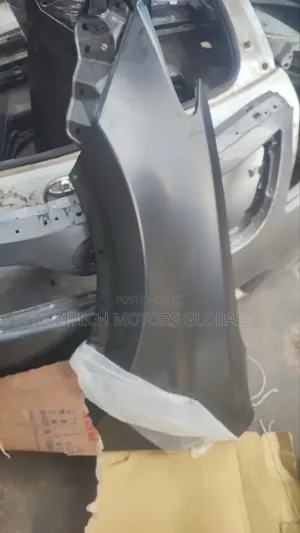 Left Side Fender RAV4 2013/2018