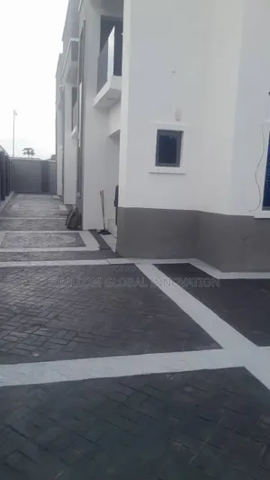 2bdrm Block of Flats in Alaska Estate, Akala Express for rent