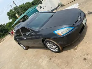 Honda Accord 2005 Gray