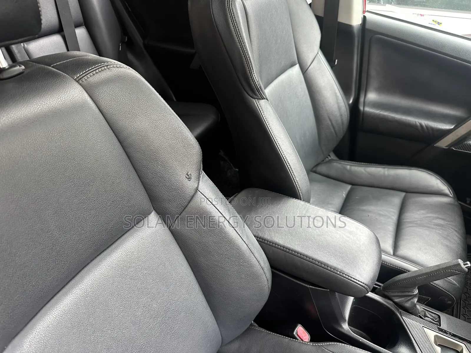 Toyota RAV4 2015 Red