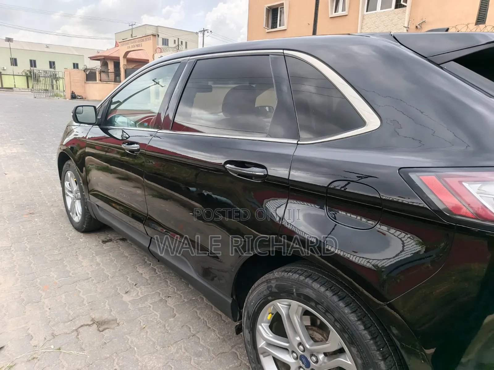 Ford Edge Titanium 4dr AWD (2.0L 4cyl 6A) 2016 Black