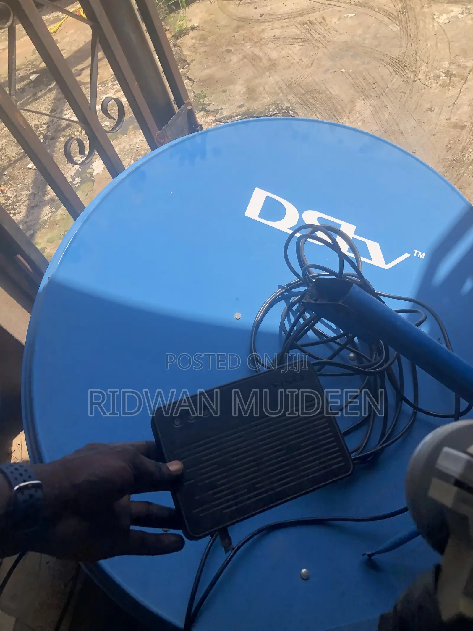 DSTV Decoder