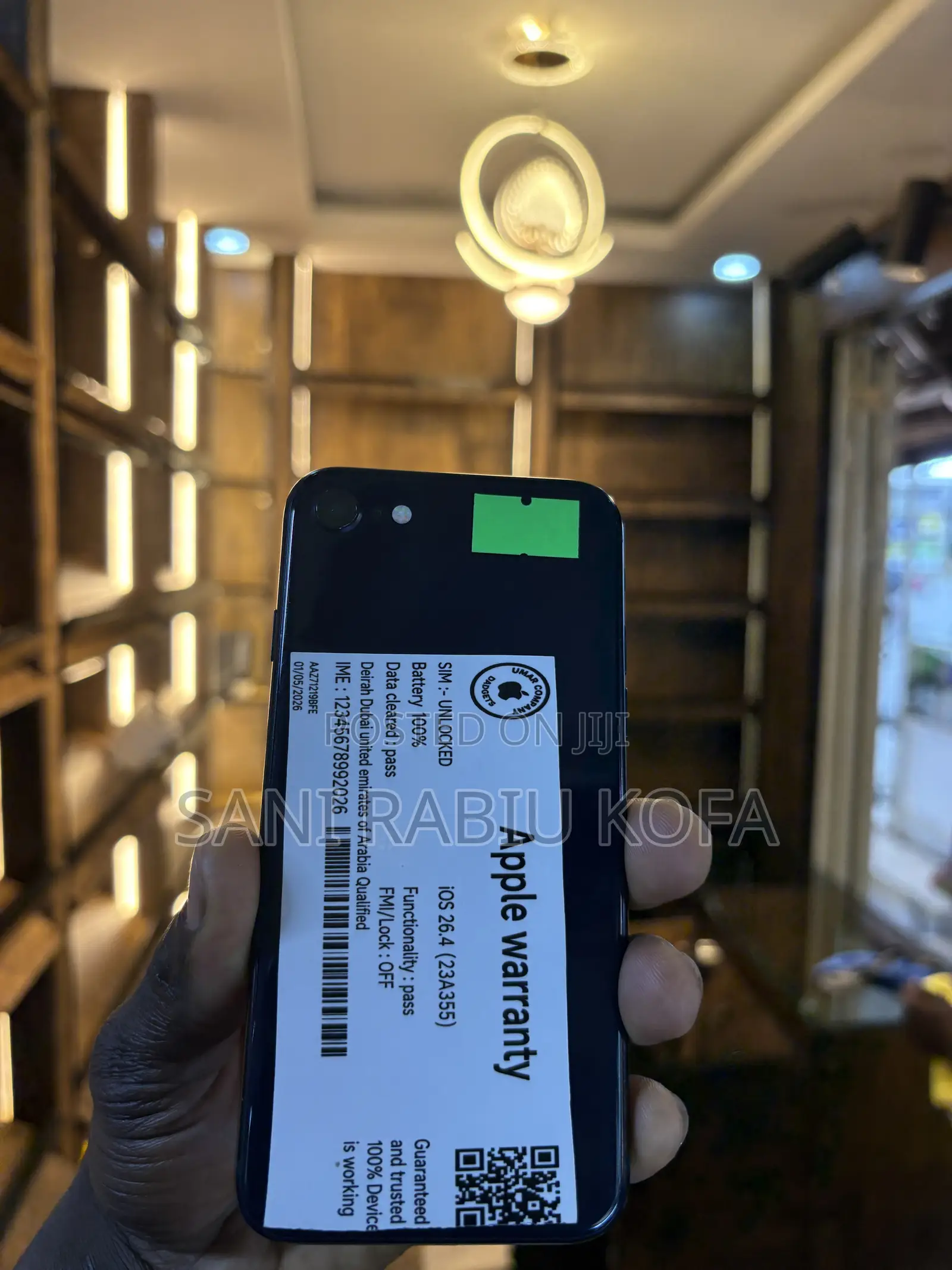 Apple iPhone SE 64 GB Black