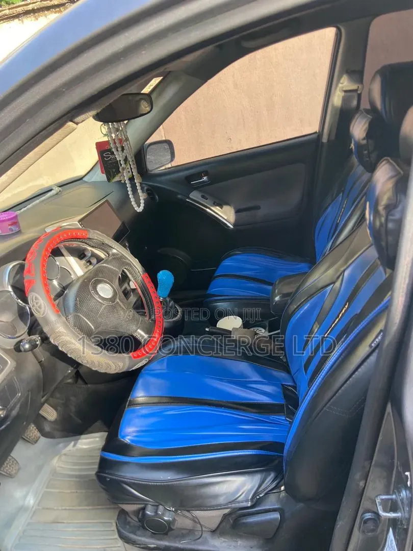 Toyota Matrix 2004 Blue