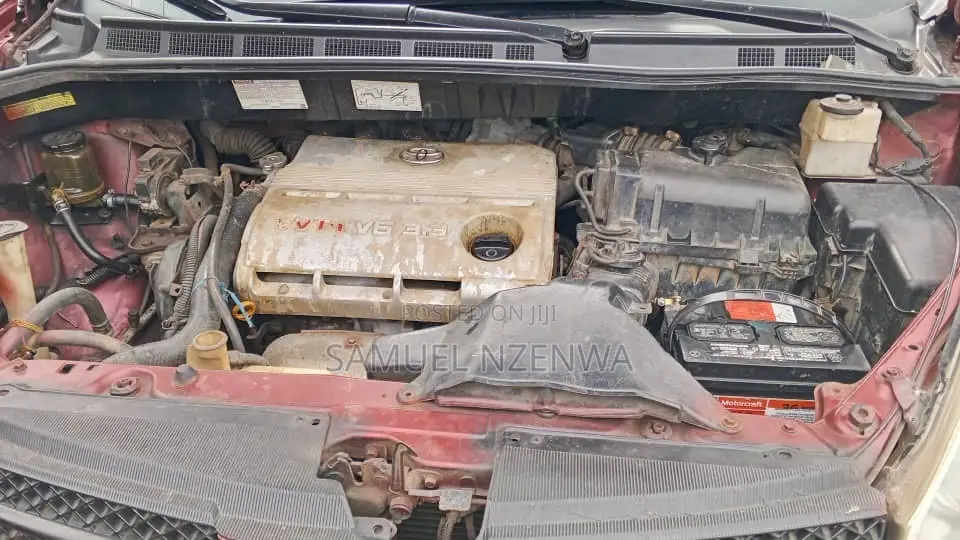 Toyota Sienna 2005 Silver