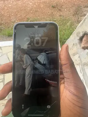 Apple iPhone 11 64 GB White