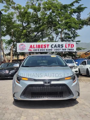 Toyota Corolla LE 2020 Silver